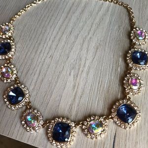GORGEOUS necklace!